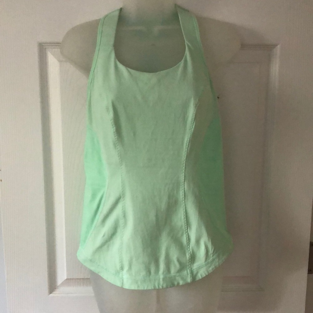 Lululemon Raceback Mint Green Build in Bra Tank
